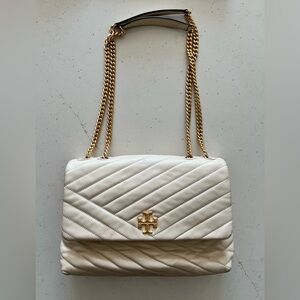 Tory Burch Cream Quilted Shoulder Bag with Gold Chain